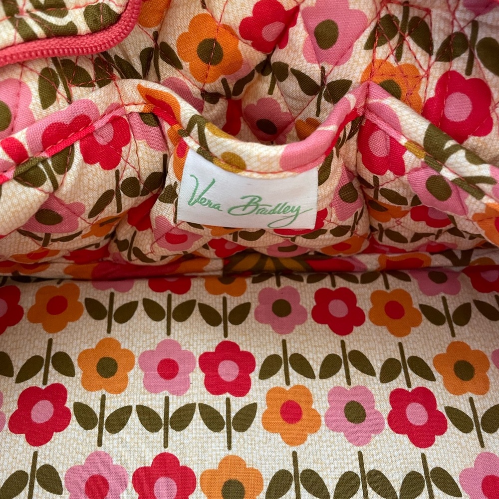 Vera Bradley small quilted bag